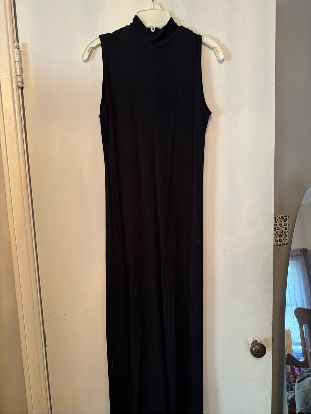 Liz Claiborne Black Sleeveless Mock Neck Maxi Dress